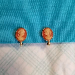 Tiny vintage cameo clip on earrings
